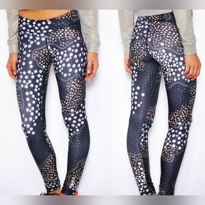 Reebok RARE "Dance Stud" Leggings LG